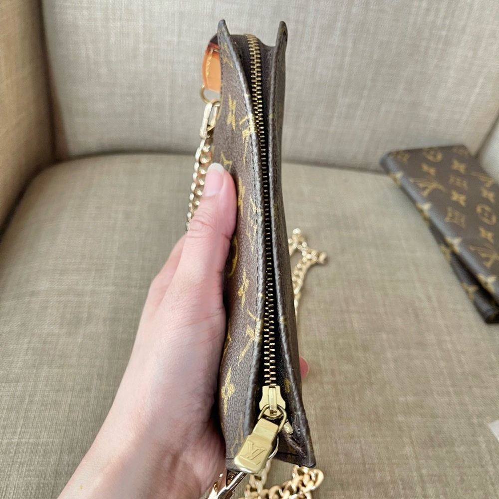 Authentic Louis Vuitton monogram vintage wristlet pouch AR0997 (Q007) - Picture 7 of 12